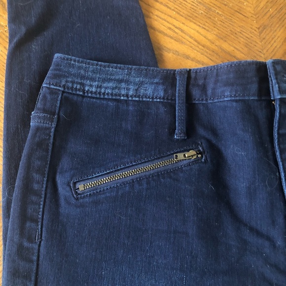 Dark Wash Jegging - Picture 2 of 5